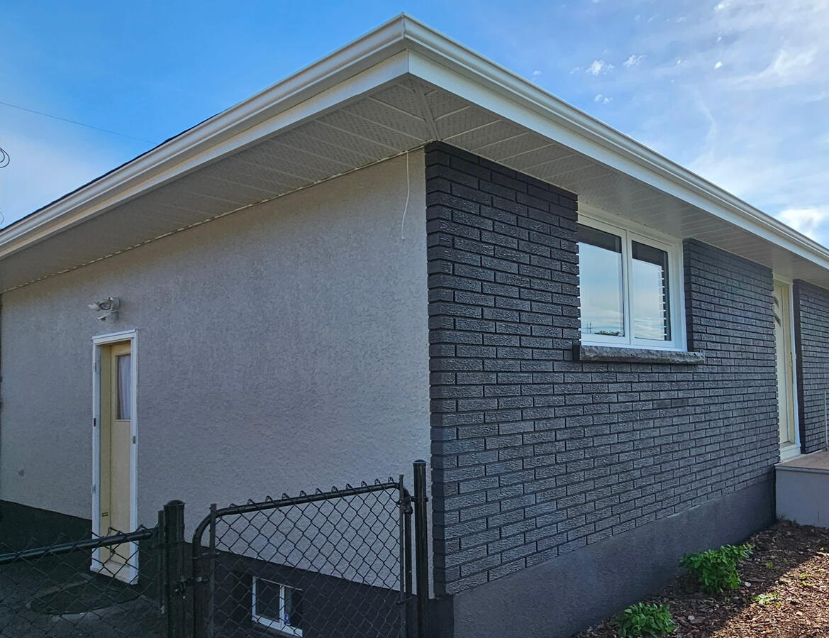 Exterior Soffit/Facia, Brick & Stucco Exterior Soffit/Facia, Brick & Stucco